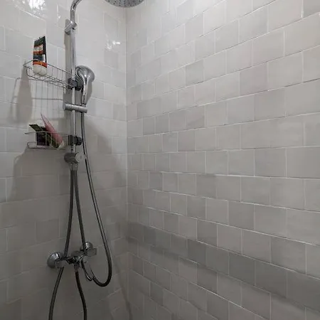 3 Nights Minimum, Renovated Entire Flat, City Of Marseille, 4 People, 1First Floor Exterior photo